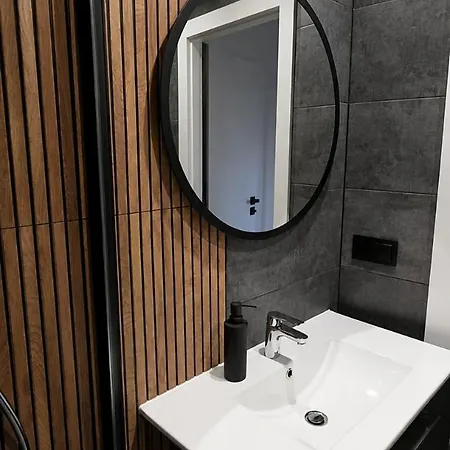 Modern Black Apartamento Gdynia